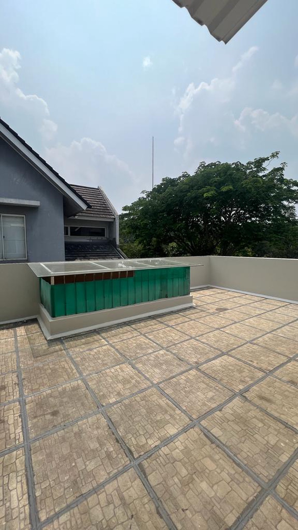 Rumah rapi siap huni di Avani