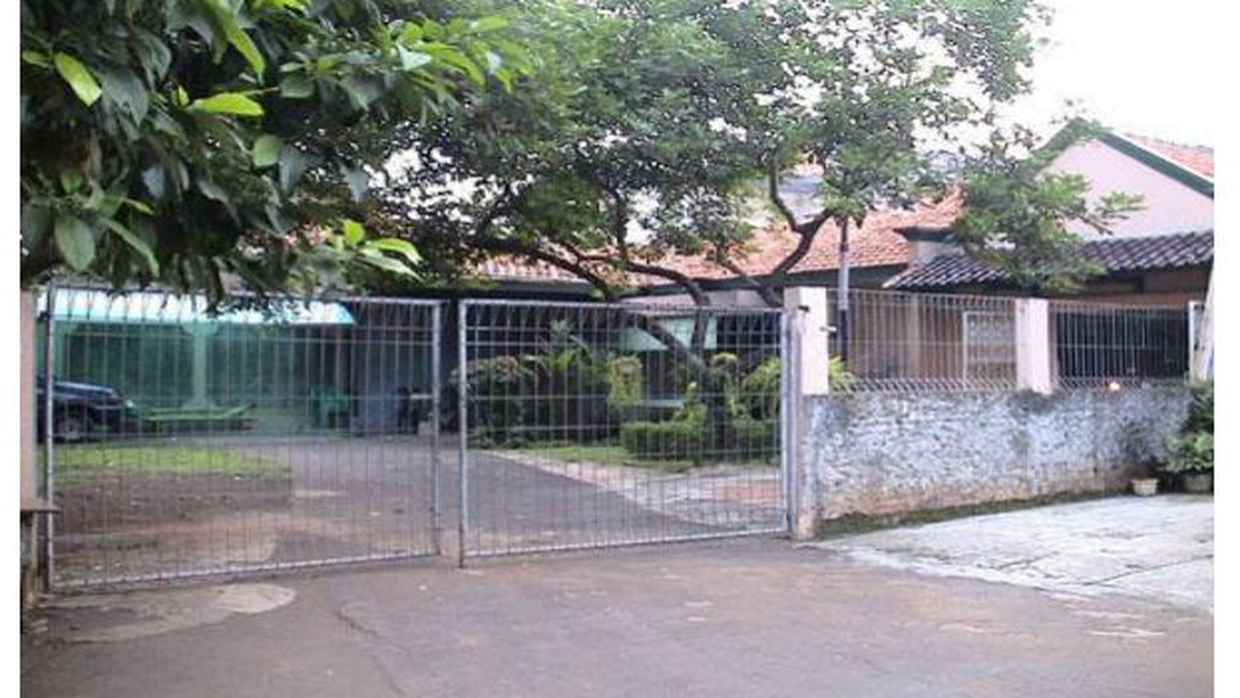 Rumah Pinggir Jalan Strategis Hot Sale di Cidodol Jakarta Selatan