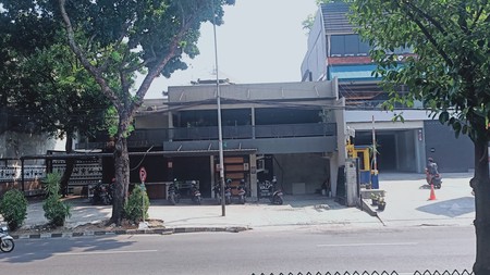 Rumah sewa lokasi Premium di Pinggir Jalan Raya  Daerah Komersial Bintaro Jaya