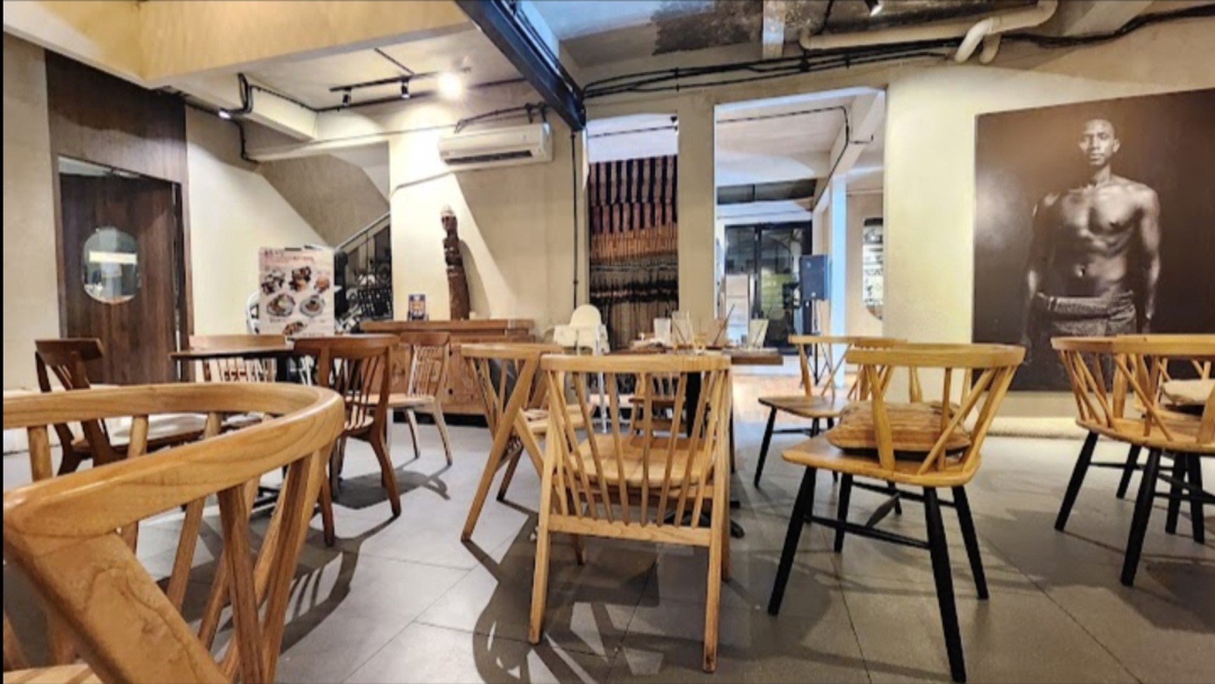 Rumah sewa lokasi Premium di Pinggir Jalan Raya  Daerah Komersial Bintaro Jaya