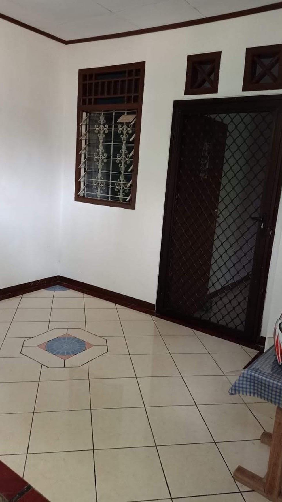 Dijual Cepat Rumah dan kamar kos, Margonda - Depok