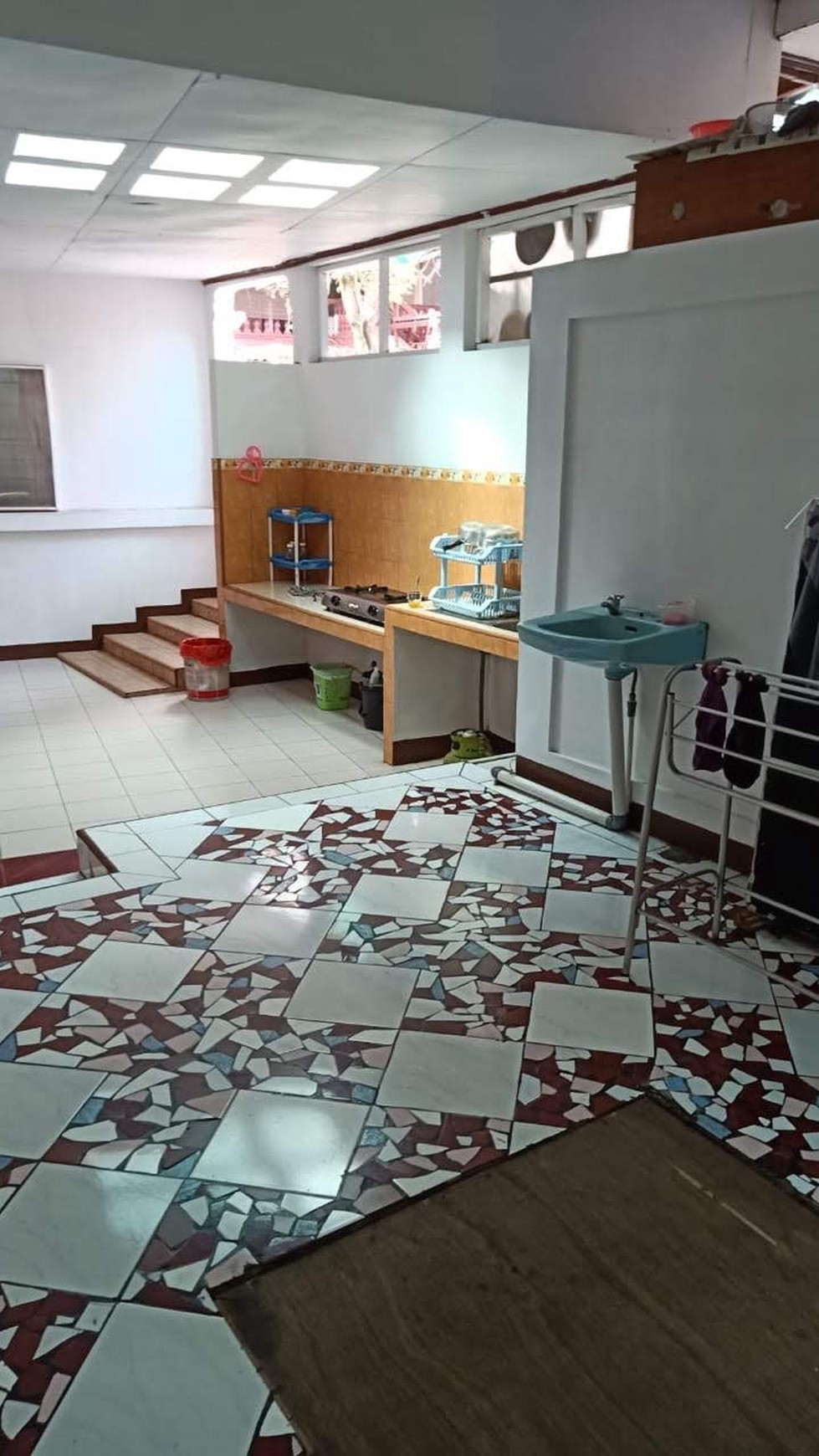 Dijual Cepat Rumah dan kamar kos, Margonda - Depok