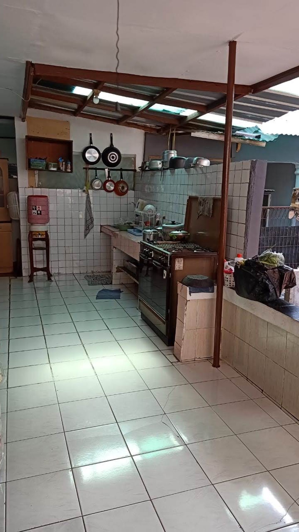 Dijual Cepat Rumah dan kamar kos, Margonda - Depok