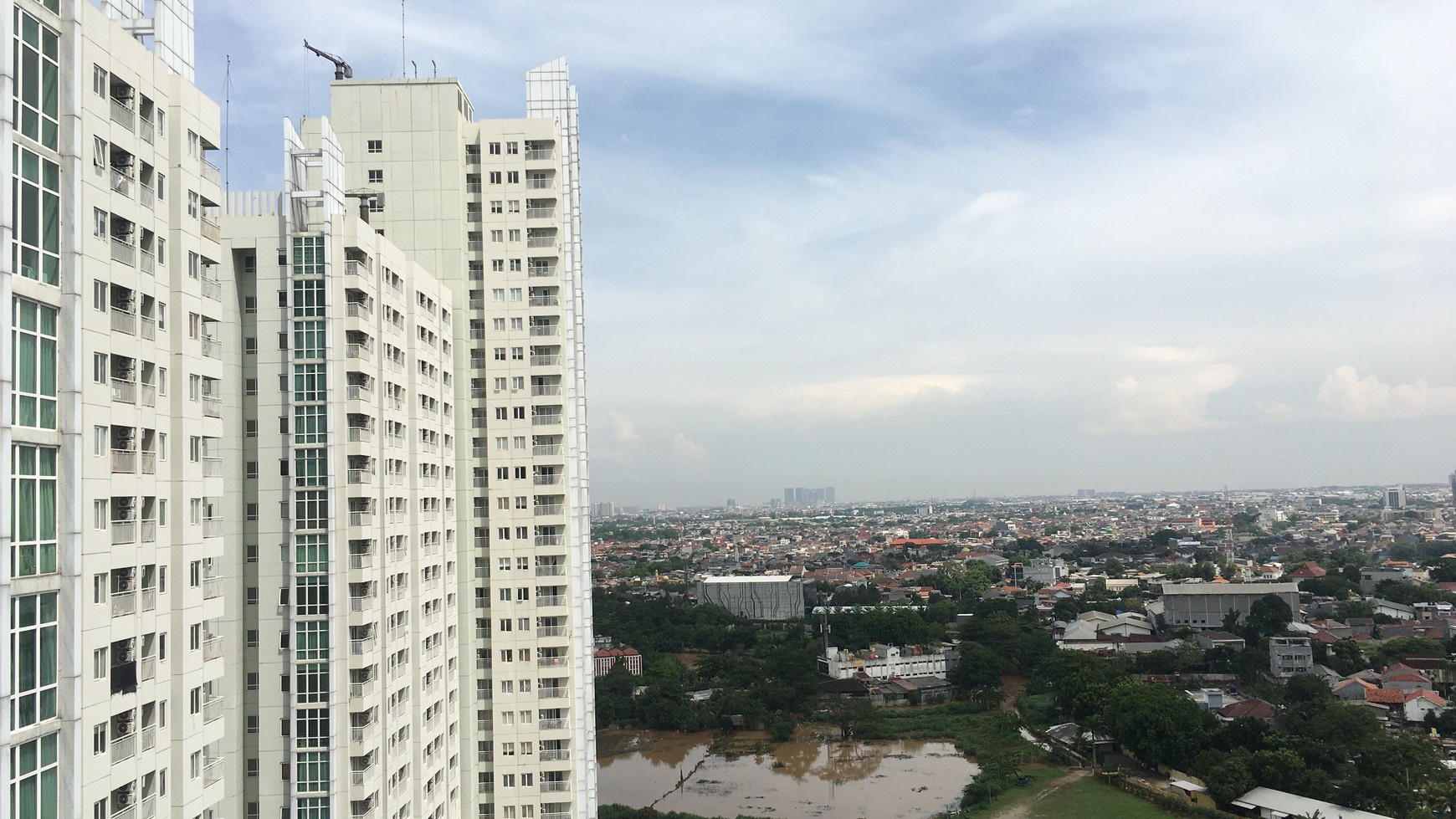 Di J U A L Unit Apartemen Satu8 Residence - 187m2 - 3BR - Apartemen Mewah - Puri kembangan - Kedoya.