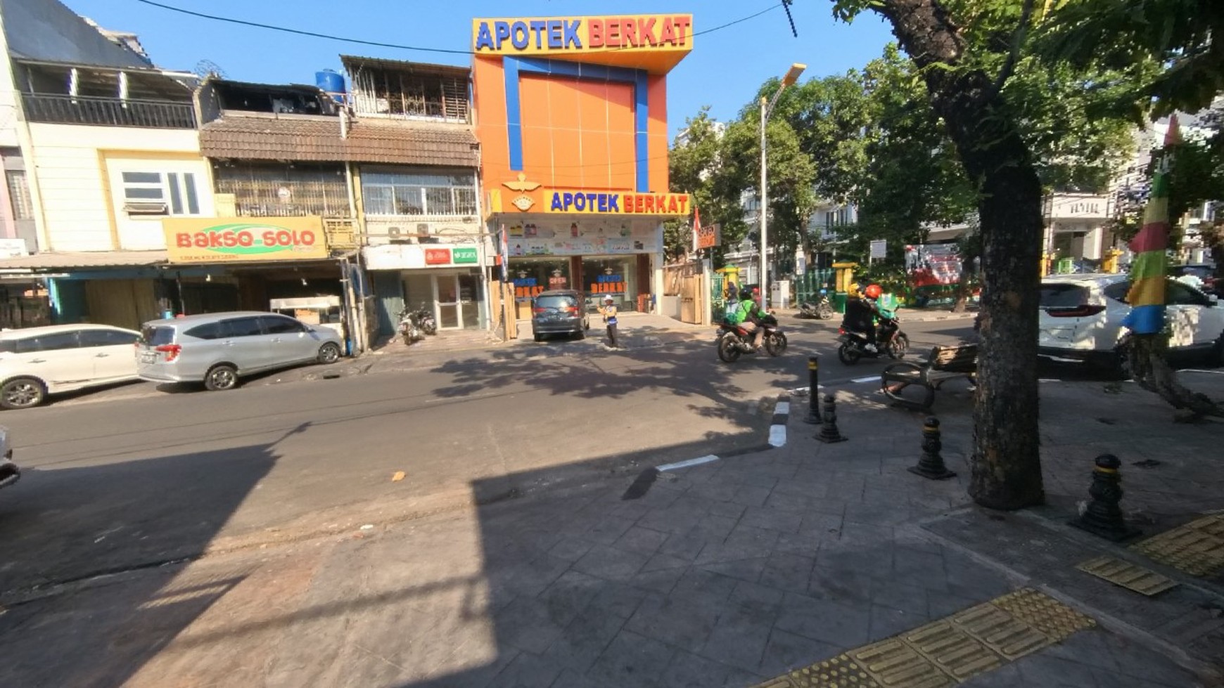 Rumah Tanjung Duren Raya, Luas 862m2