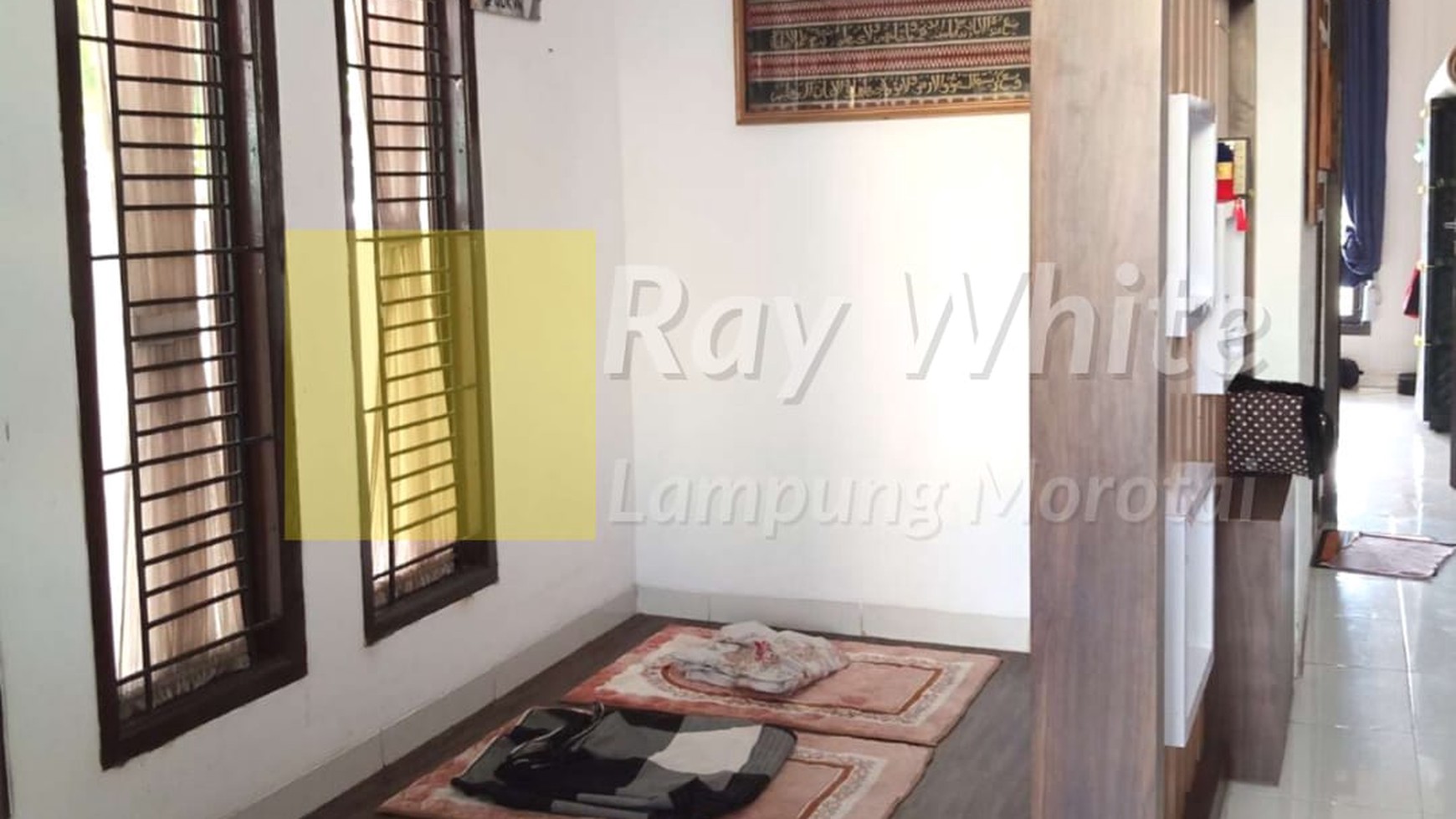 Dijual Rumah dua Lantai siap Huni rz