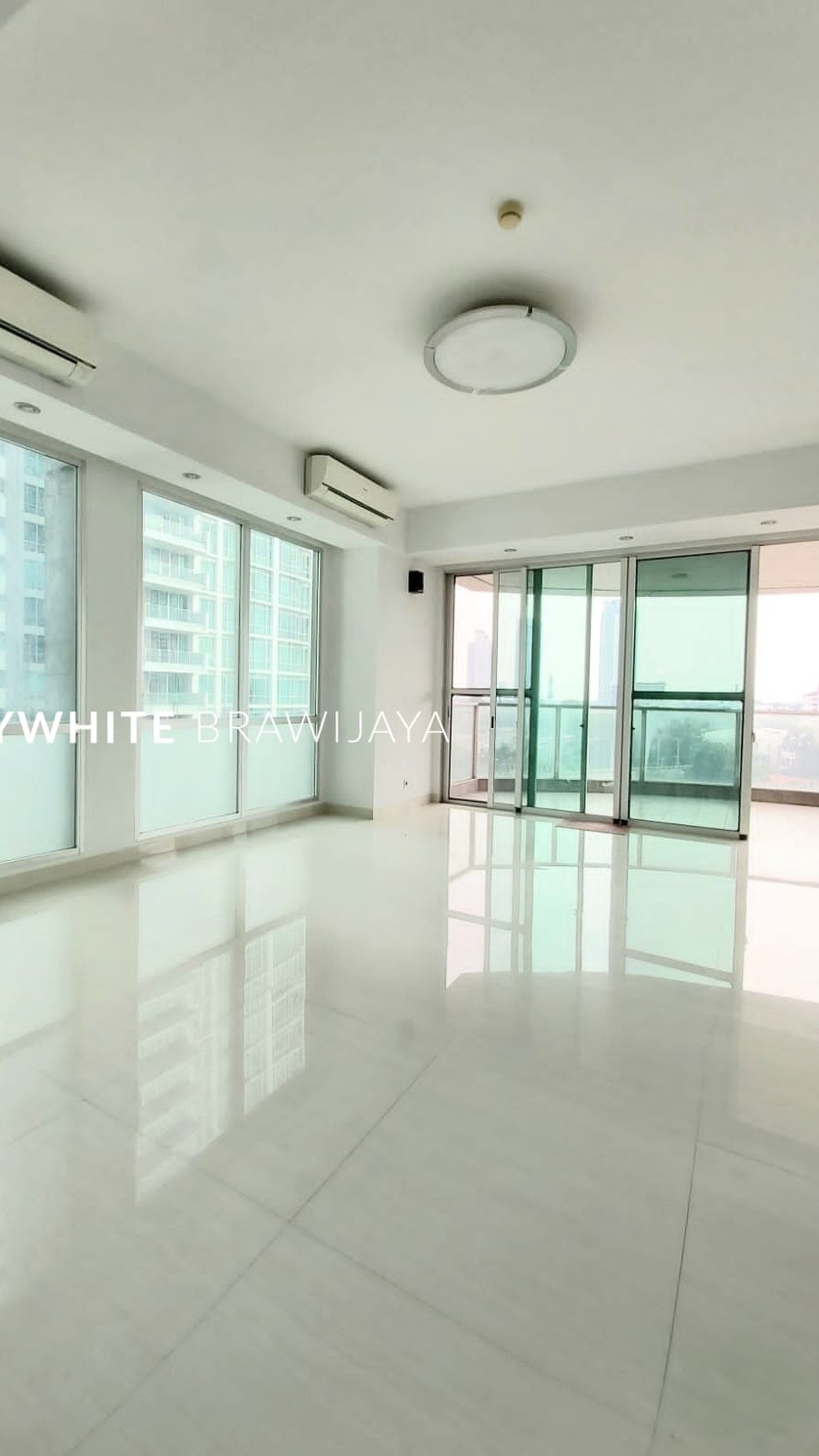 Apartment Kemang Village Tower Tiffany Semi Furnished