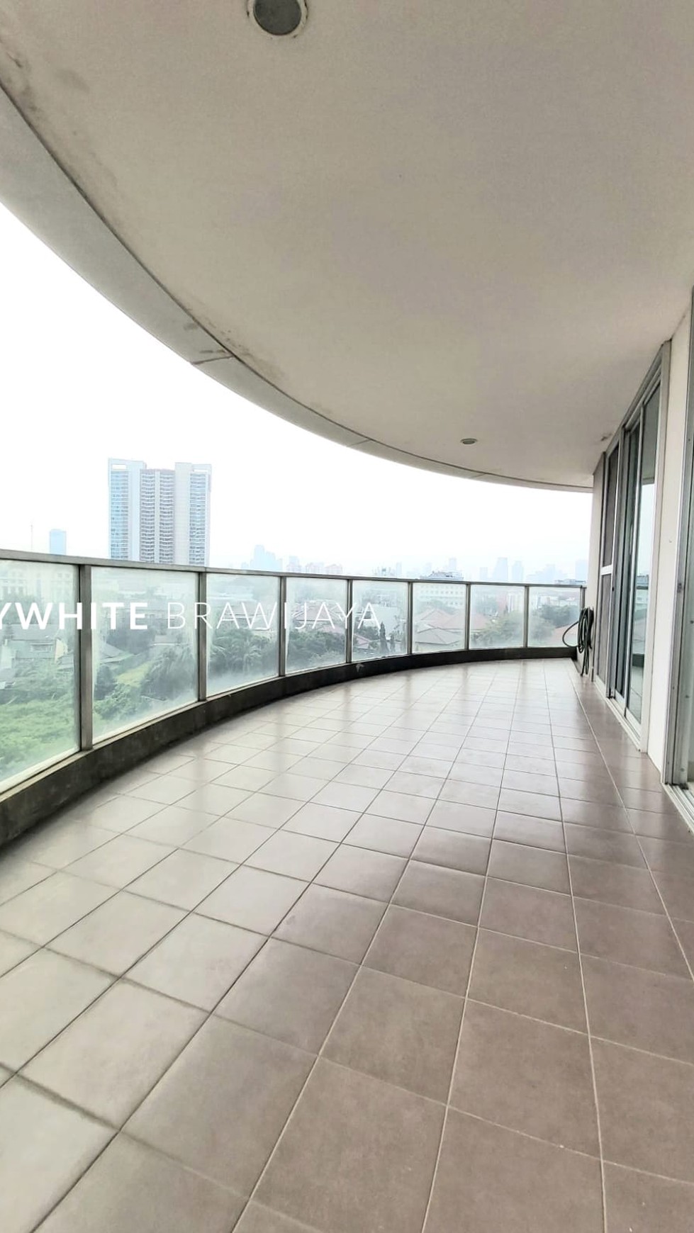 Apartment Kemang Village Tower Tiffany Semi Furnished