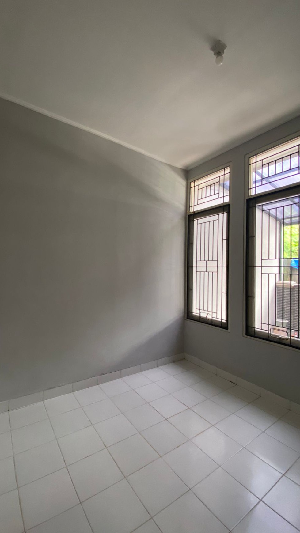 Termurah. Rumah Minimalis Bagus Di Serpong Terrace