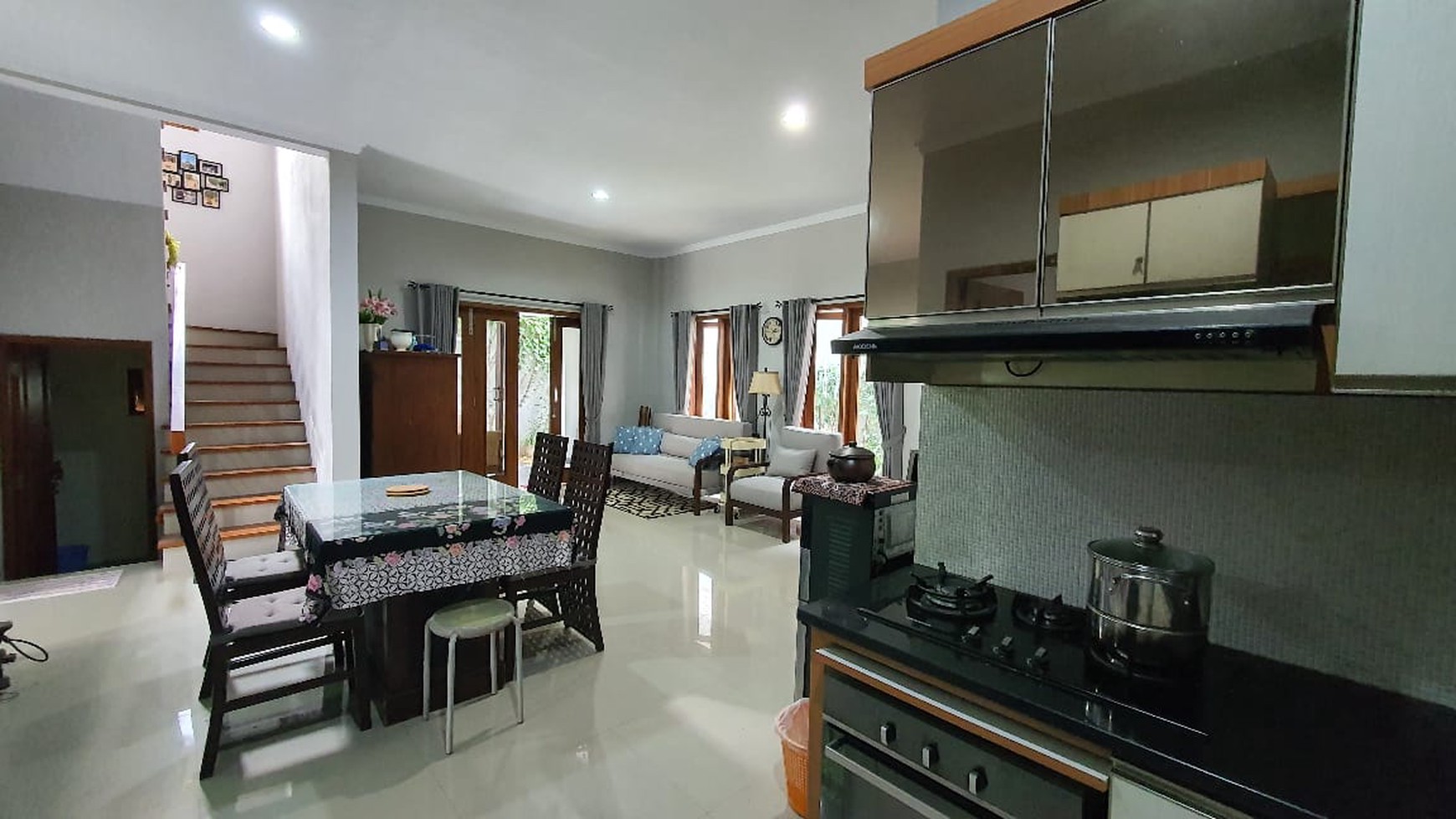 Disewakan Rumah Full Furnish di Perumahan The Paradise Mlati Sleman 