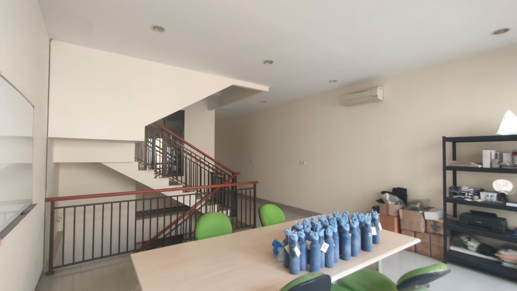 Jual Rukan 3 Lantai di Jl. Kebahagiaan, Krukut, Jakarta Barat