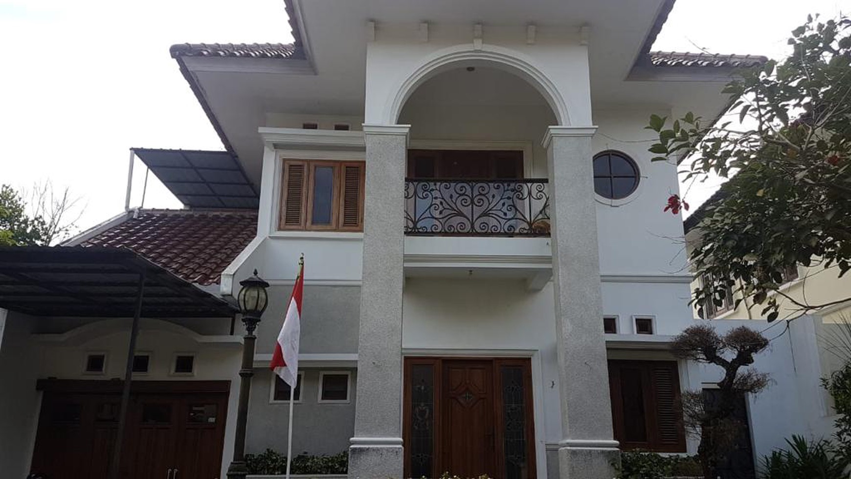 Rumah Mewah 2 Lantai di Perum Elite Tirtasani Jalan Godean 