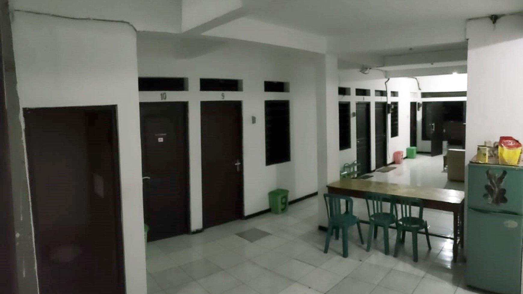 Rumah di Rungkut Mejoyo Utara Surabaya Timur, 2 Lantai, 12 K.Tidur, Rumah Kost Siap Huni