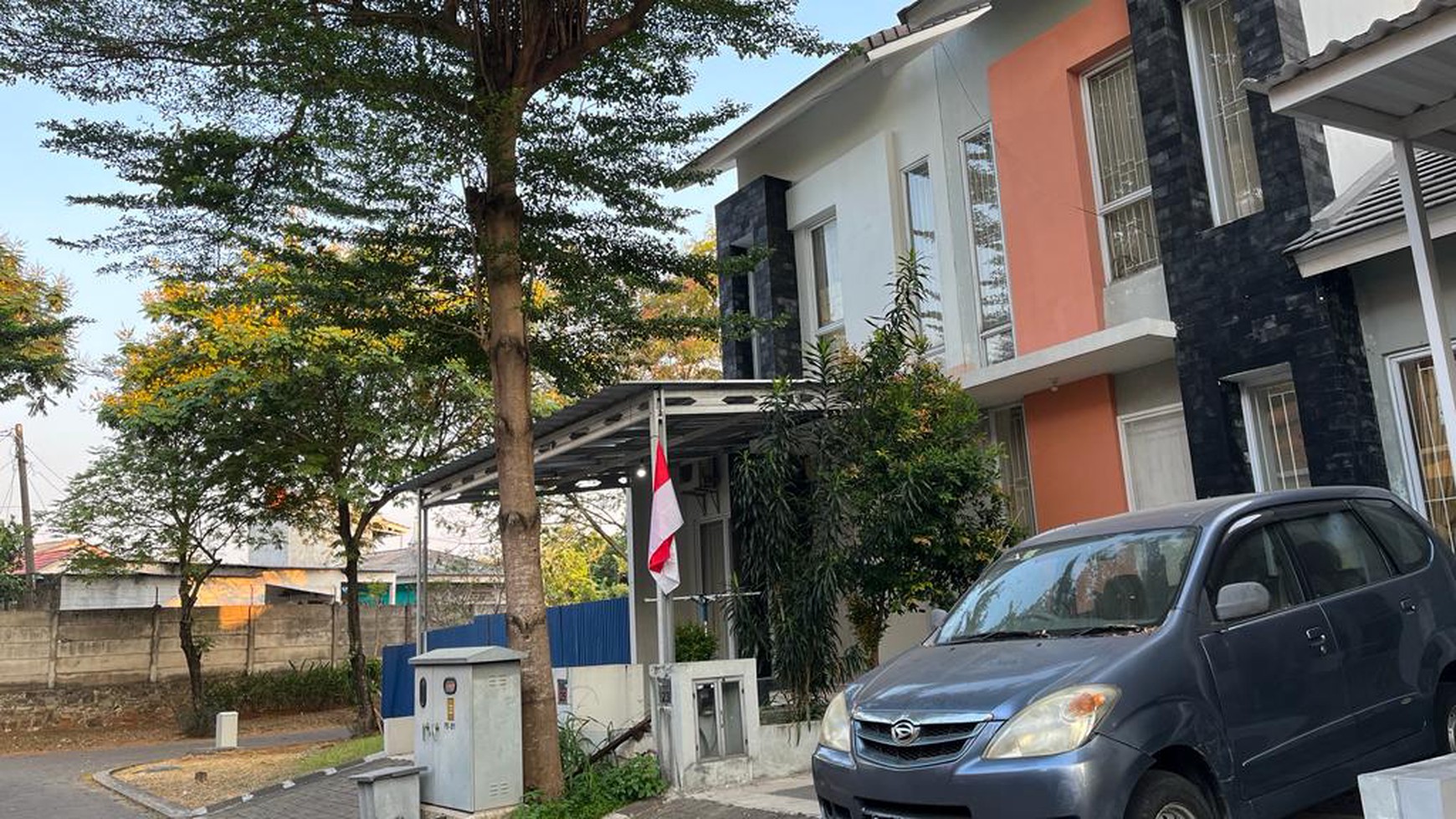 Rumah Bagus Di Ayna Residence Graha Raya Bintaro Tangerang Selatan