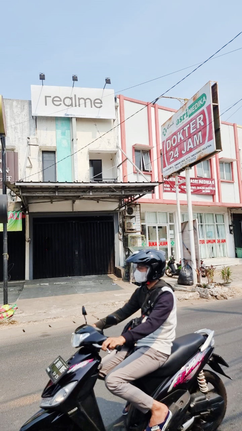 Ruko Siap Pakai Di Jl Raya Pondok Aren Tangerang Selatan