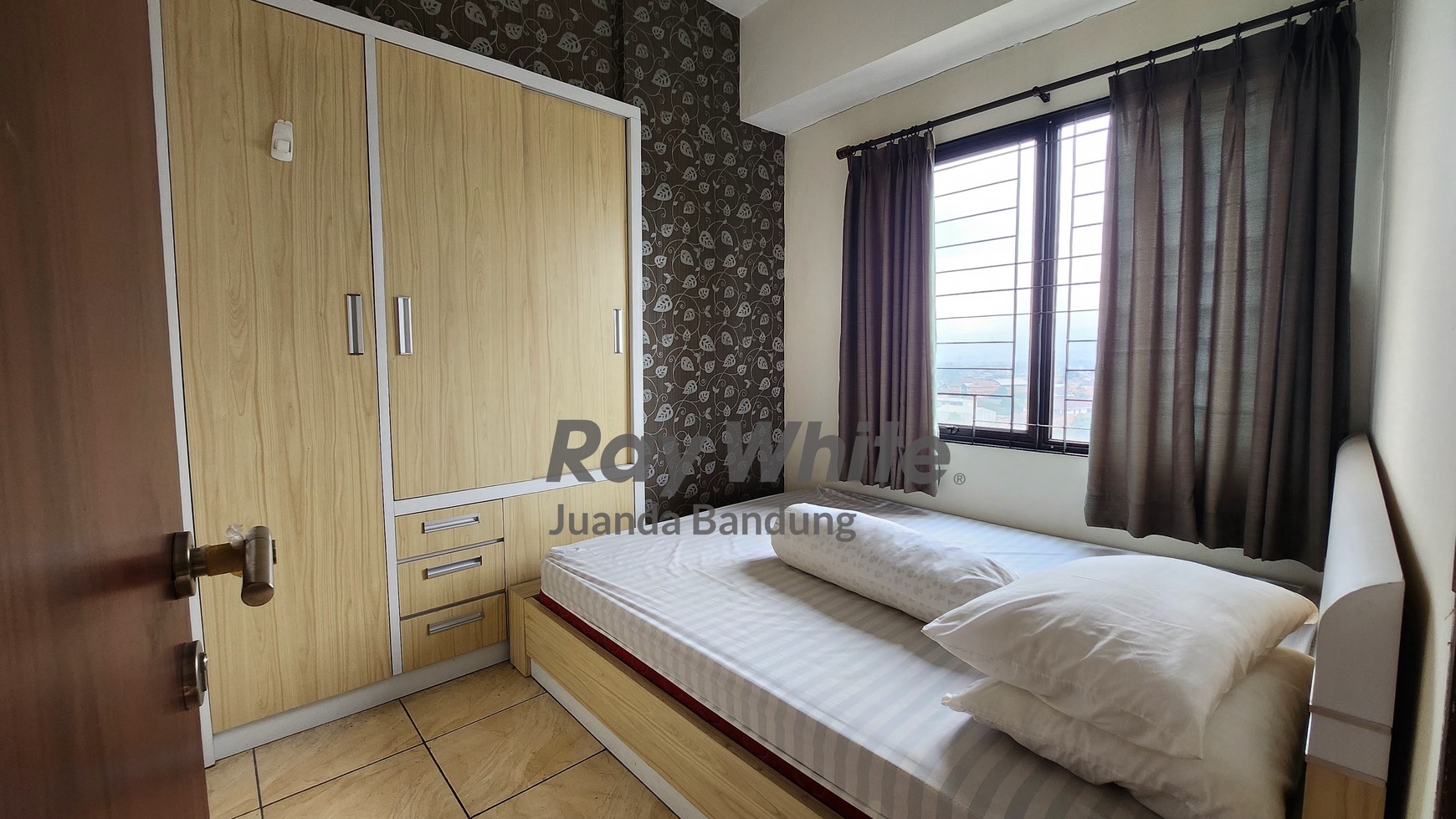 Termurah dan harus terjual, unit 2BR Furnished di Apartemen Panoramic Soekarno Hatta Bandung