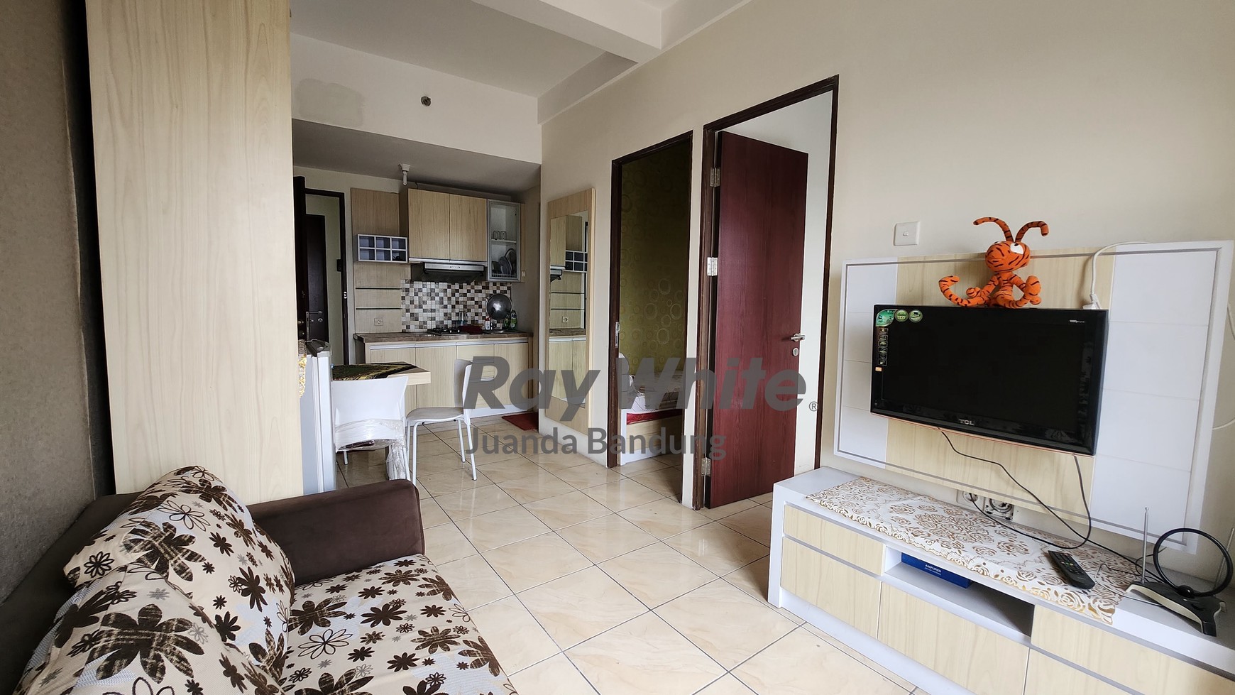 Termurah dan harus terjual, unit 2BR Furnished di Apartemen Panoramic Soekarno Hatta Bandung