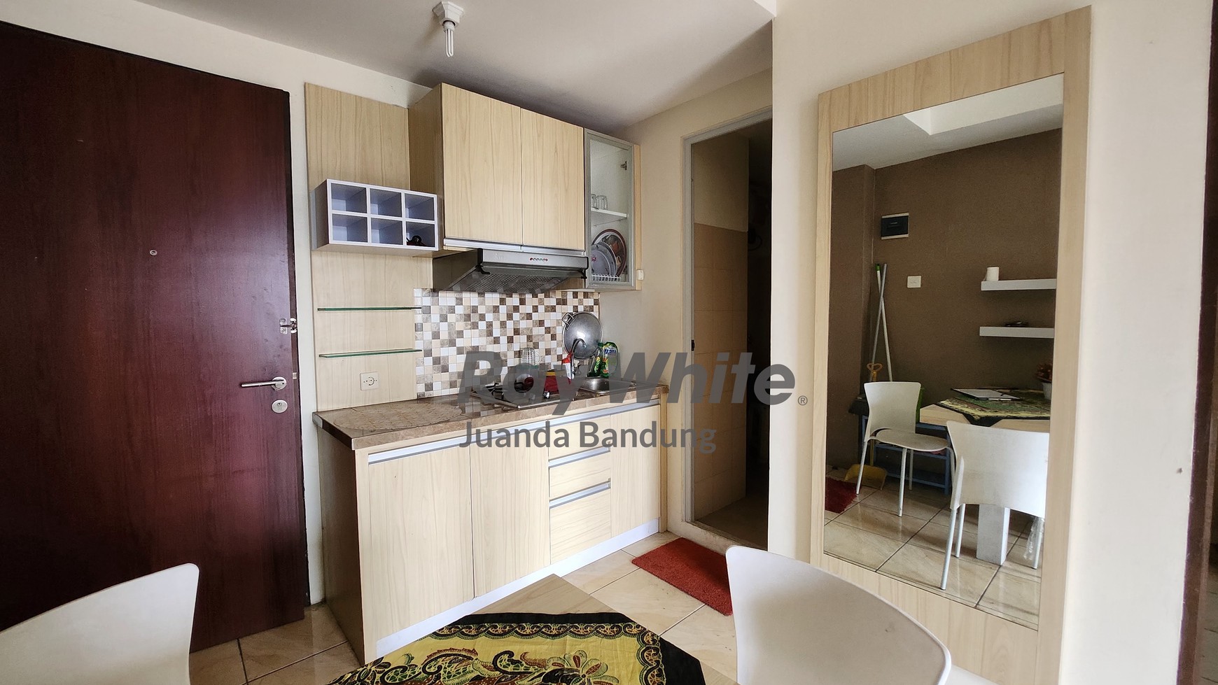 Termurah dan harus terjual, unit 2BR Furnished di Apartemen Panoramic Soekarno Hatta Bandung