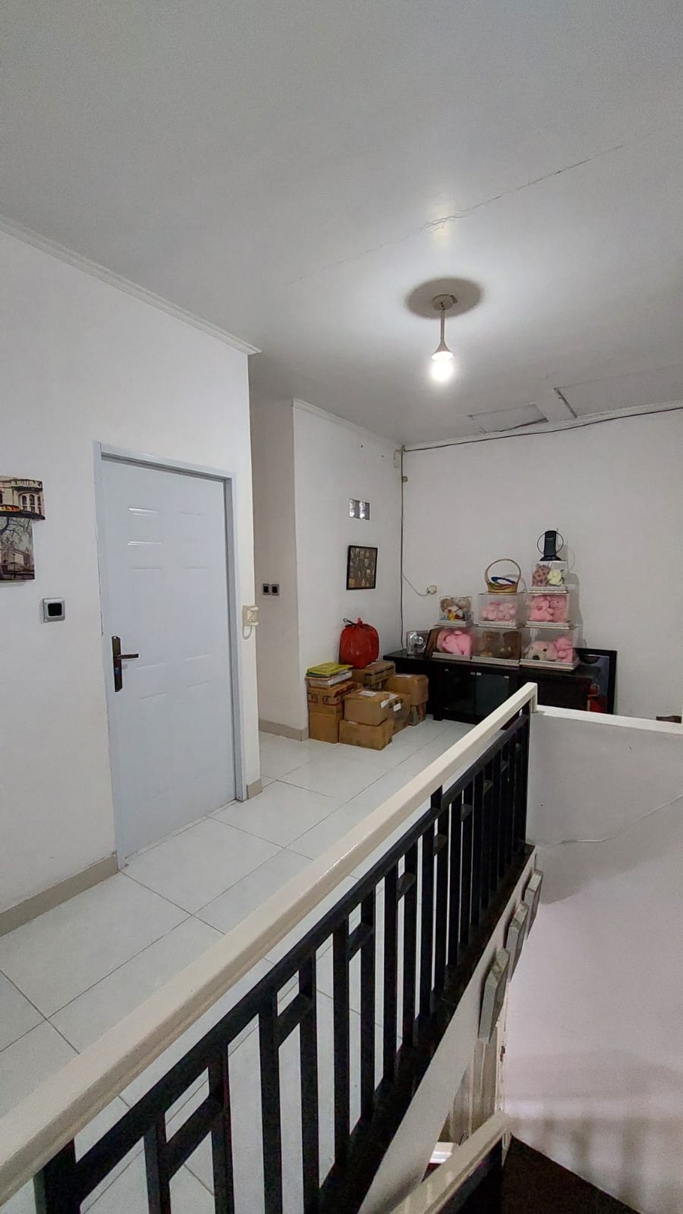 Rumah Siap Huni harga 1 M an di Cluster Eldora Graha Raya Bintaro