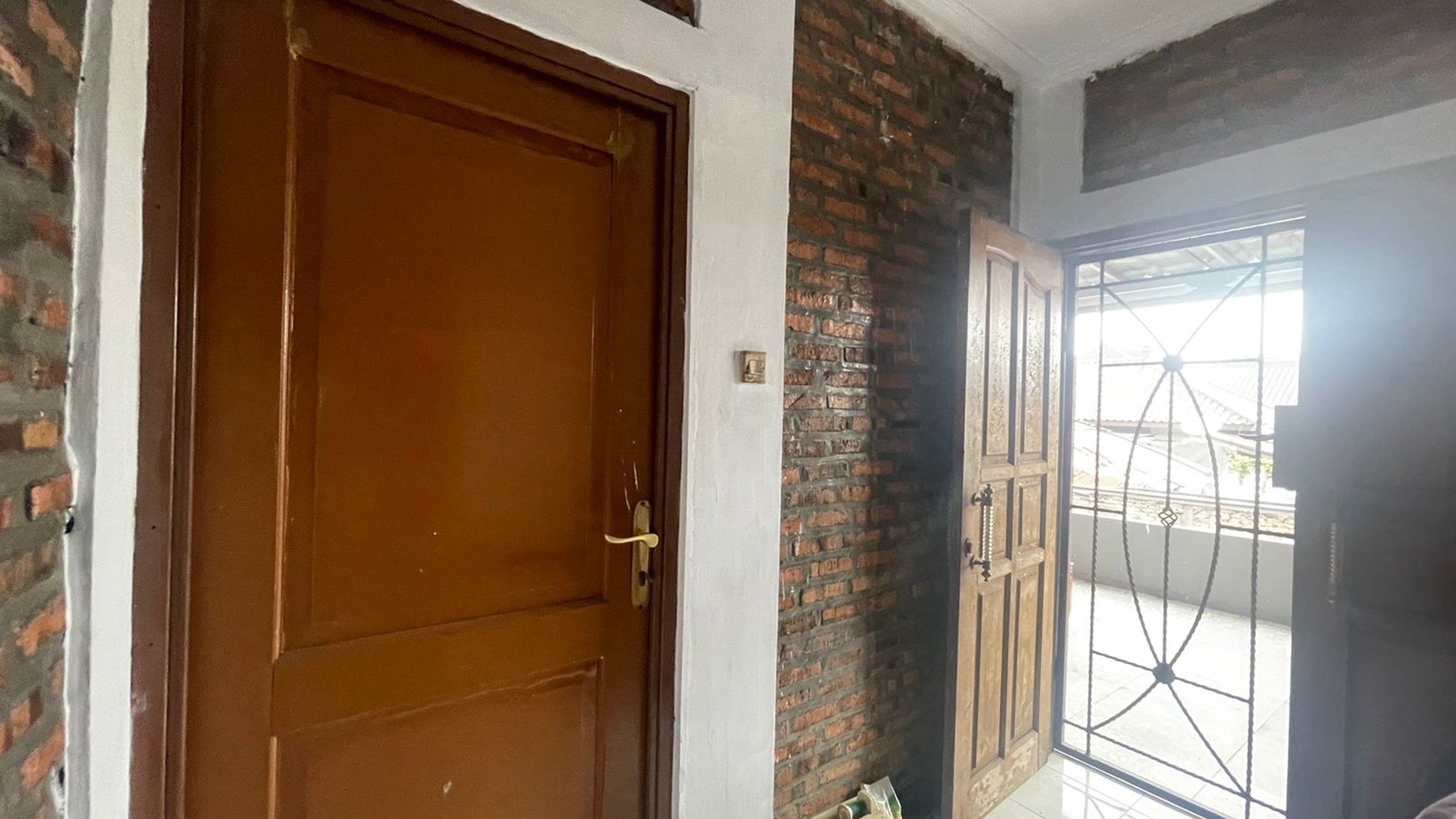 Rumah tinggal beserta Kos-kosan di jual di ceger jakarta timur