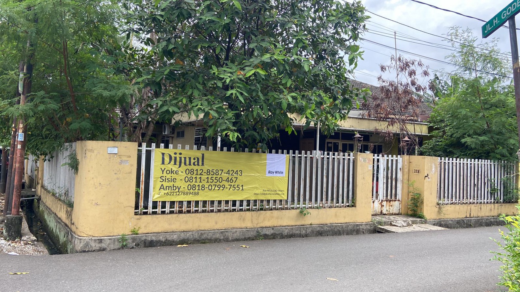 Rumah Lama Hitung Tanah Di Kebayoran Lama - Pondok Pinang