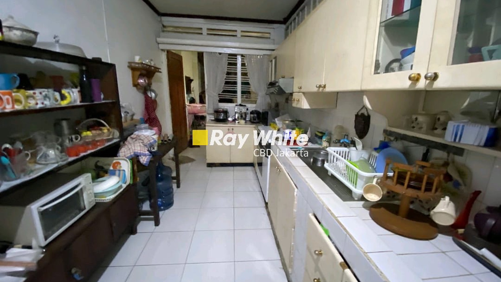 Rumah Lama Terawat Jl Wijaya - Kebayoran Baru