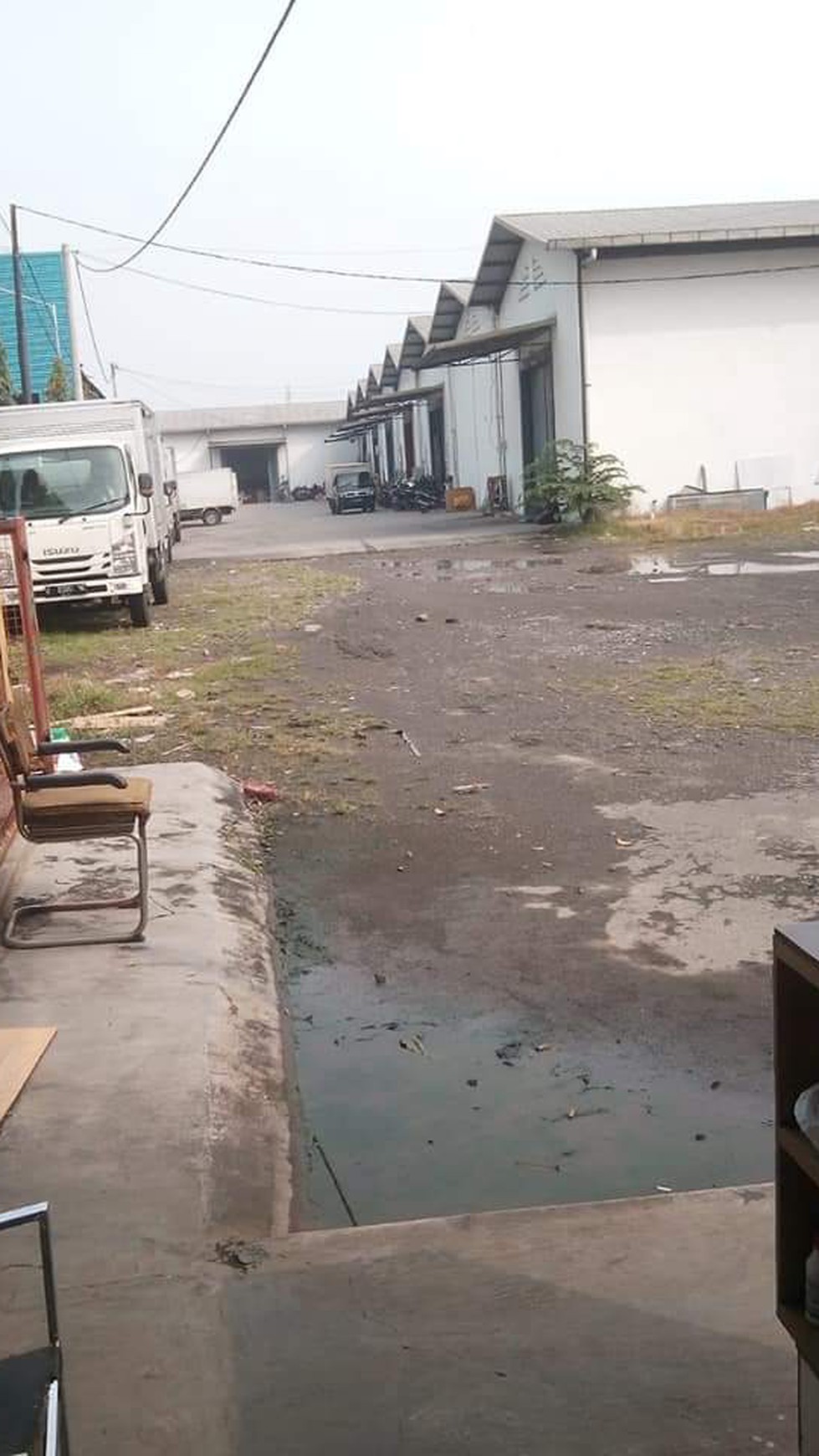 Di Jual Gudang Lokasi Raya Taman