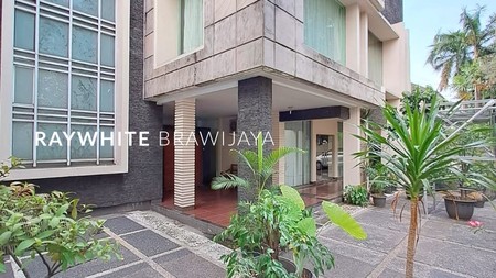 Rumah Cocok Untuk Kantor Area Dharmawangsa Kebayoran Baru