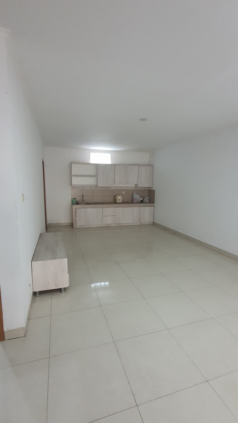 Rumah Baru Minimalis Siap Huni Semi Furnish Di Sayap BKR. Kembar 