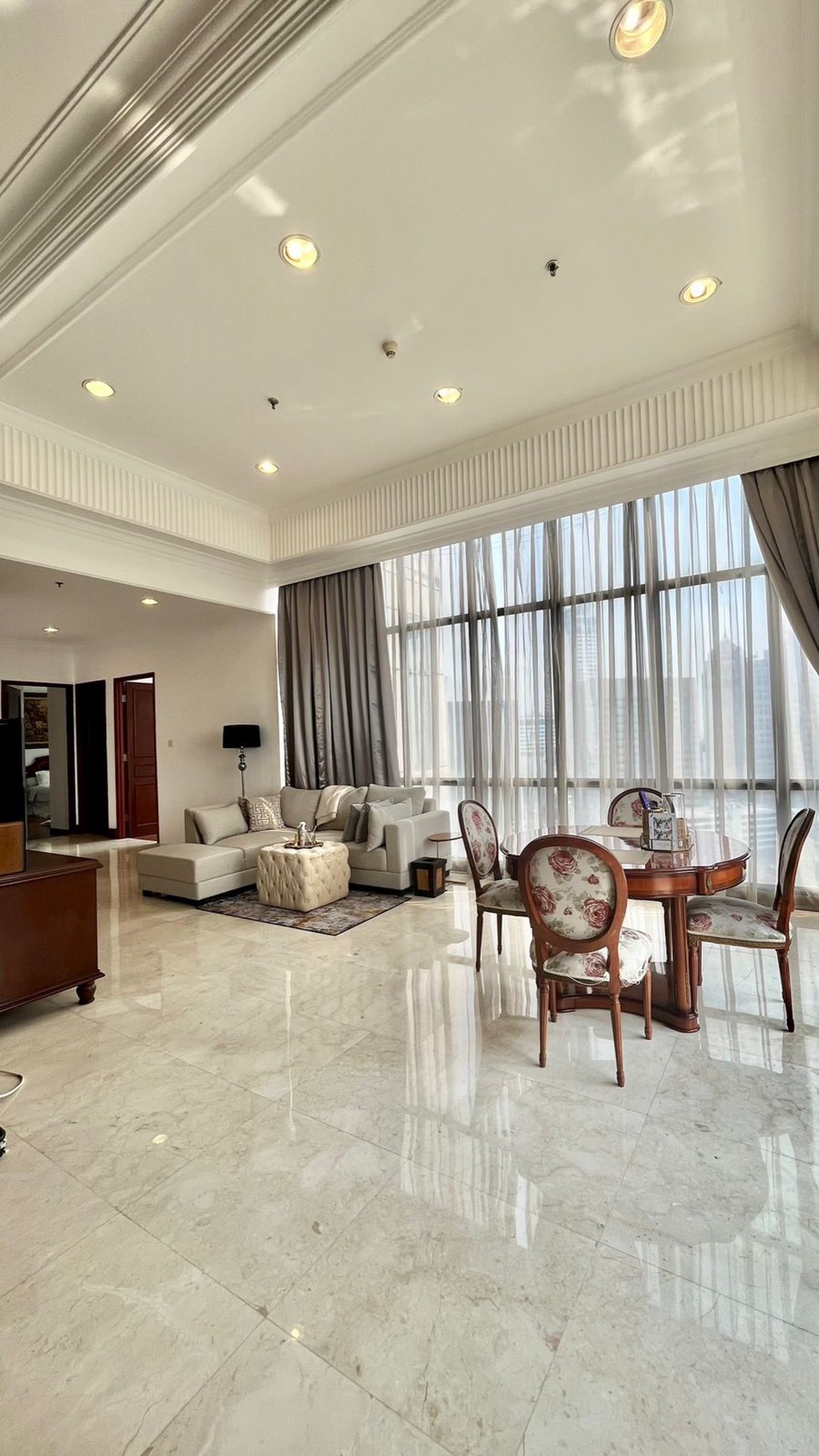 APARTEMEN PENTHOUSE DISEWA KEBAYORAN BARU JAKARTA SELATAN