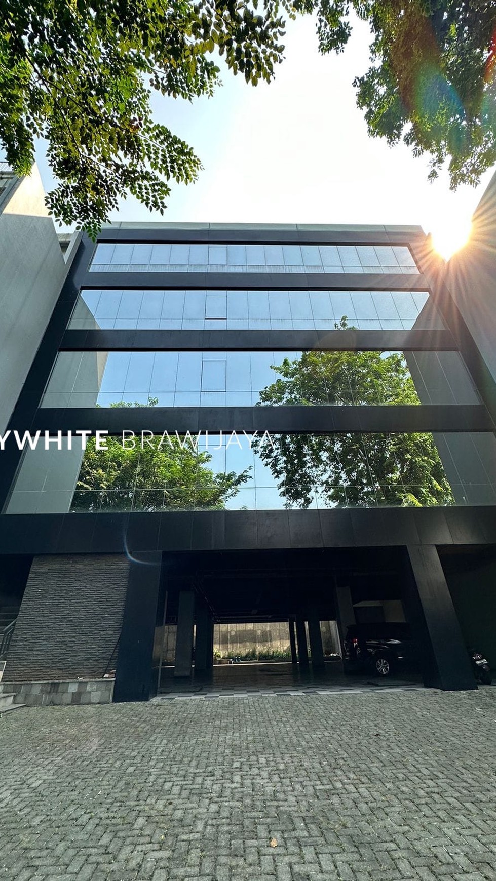 Office Building Lokasi Strategis Area Kebon Sirih 