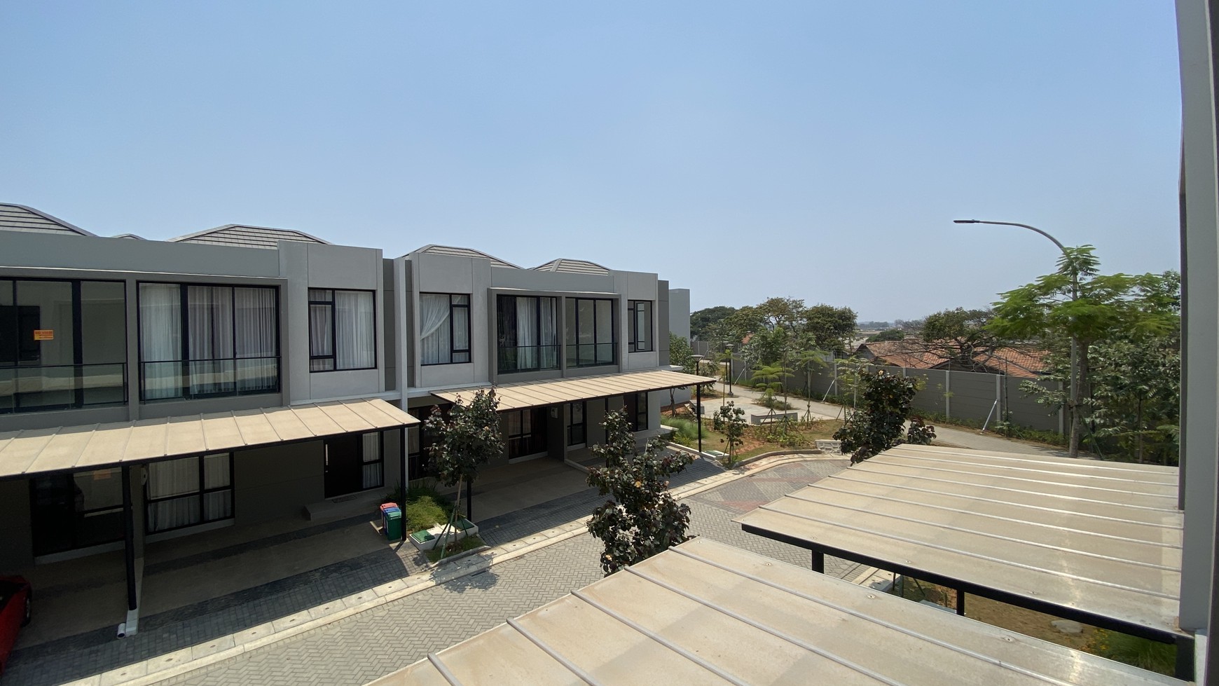 Disewakan Rumah Baru di PIK2 cluster Florida, cocok pasangan muda. Dekat dengan suasana pantai