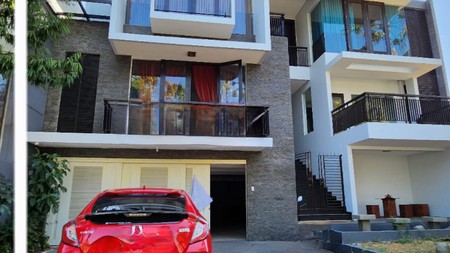 Dijual Rumah Citraland PRIVATE POOL TerDEPAN Dekat GWALK, UNESA 