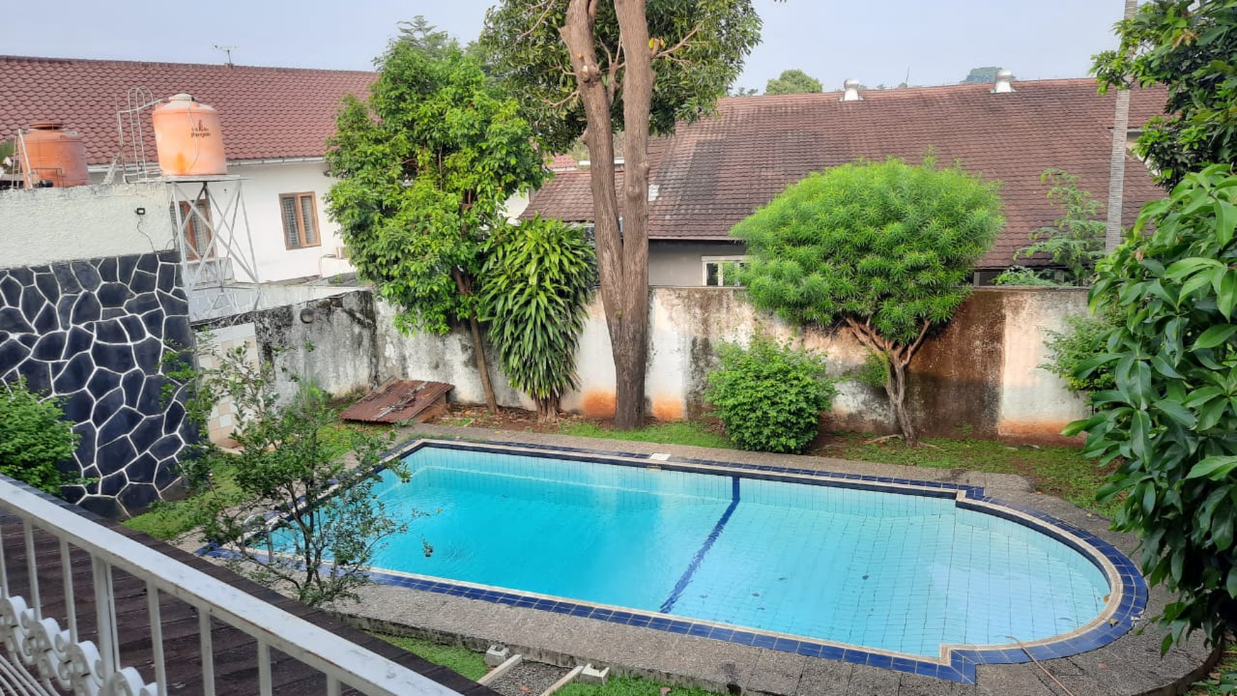 Rumah lokasi strategis, tenang, bebas banjir