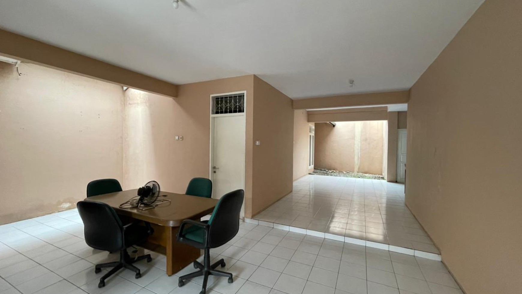 Rumah Dalam Komplek dan Strategis @Villa Melati Mas, BSD