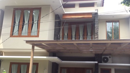 Rumah modern monimalis siap huni dekat UIN Ciputat