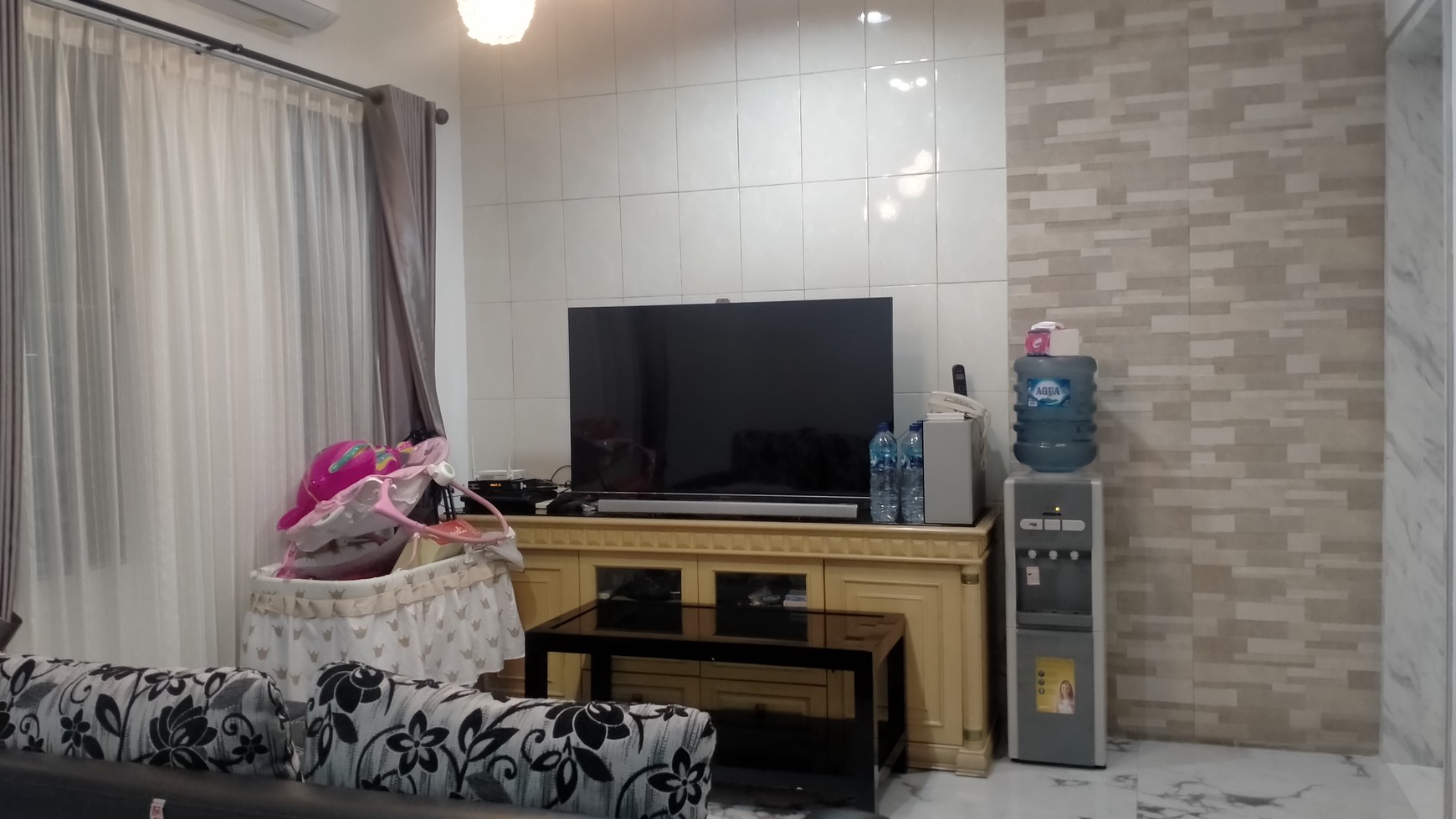 Boulevard Montreal, 2Lt, Full Furnish, Siap Huni, Sudah Full Renovasi, Harga NEGO 