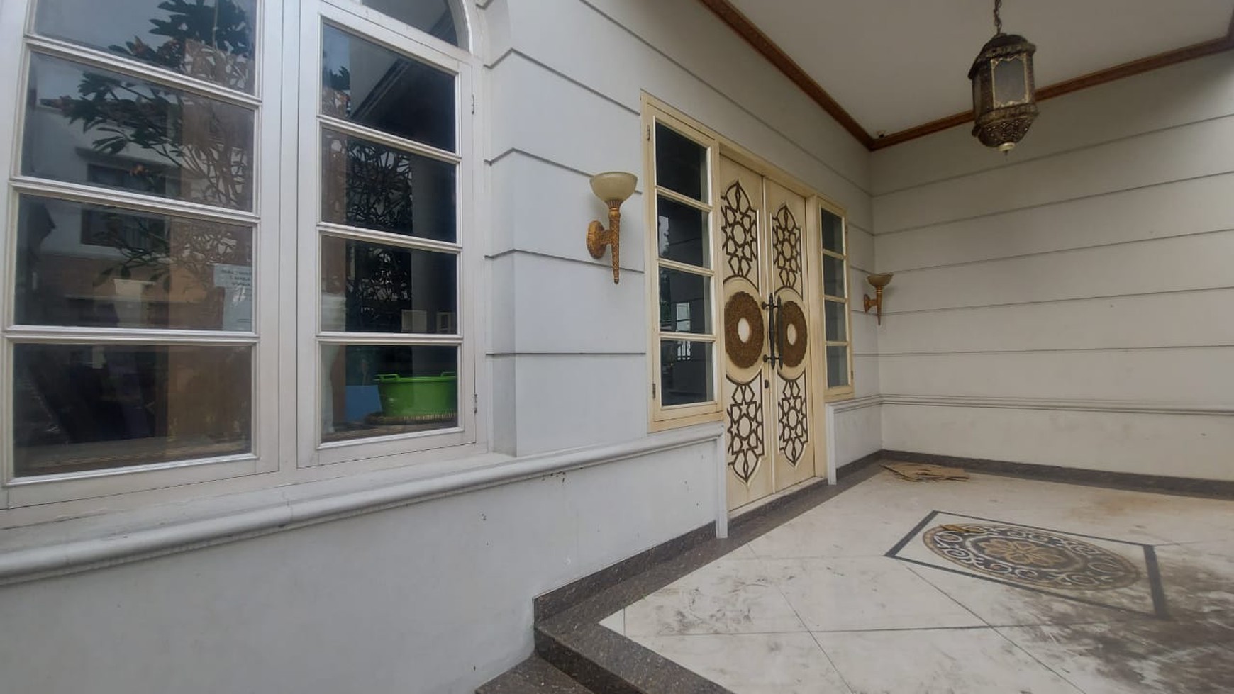 Rumah Mewah di Kebayoran Lama