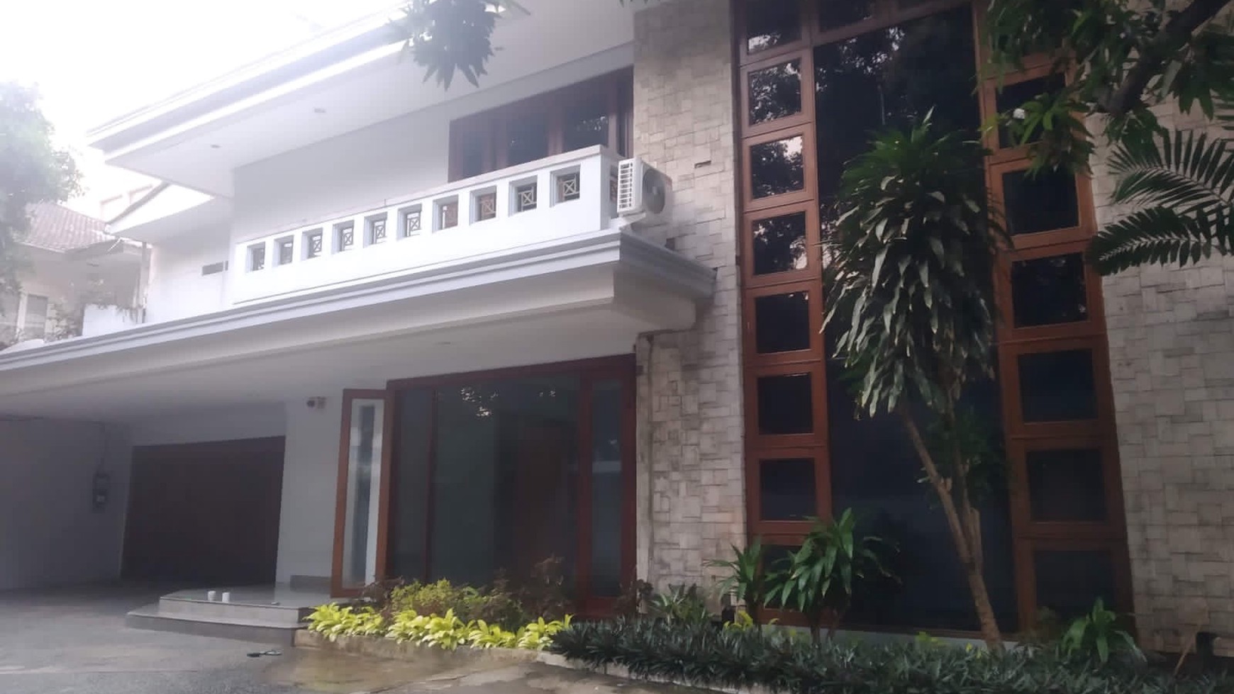 Dijual Rumah Commercial siap Huni/Kantor di Kebayoran Baru