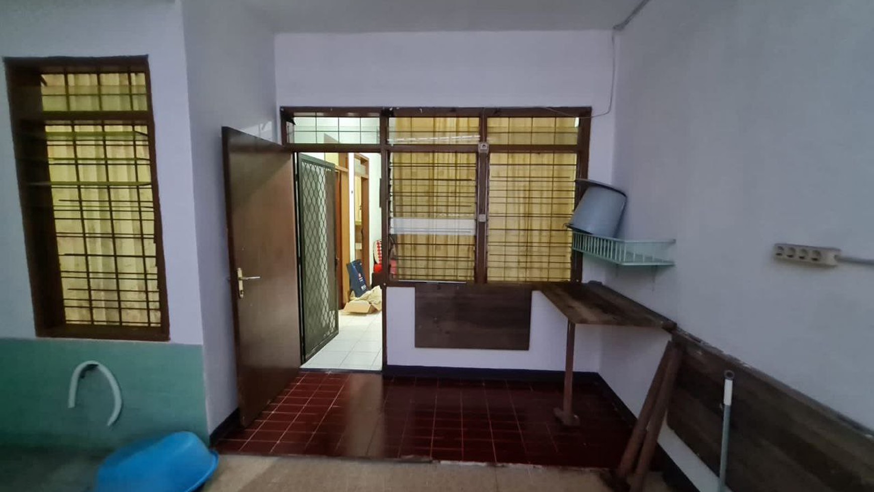 DI SEWA Babatan Mukti Daerah Wiyung Furnished Siap Huni 