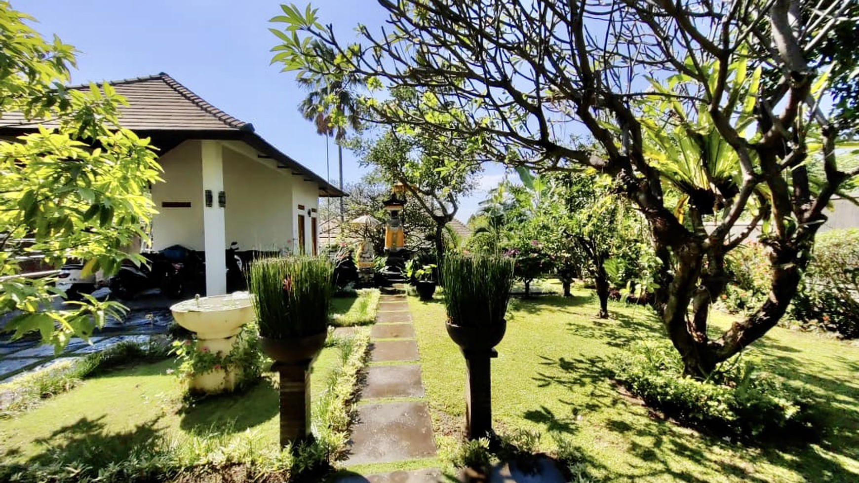 Beautiful and Peaceful Villa in Umeanyar