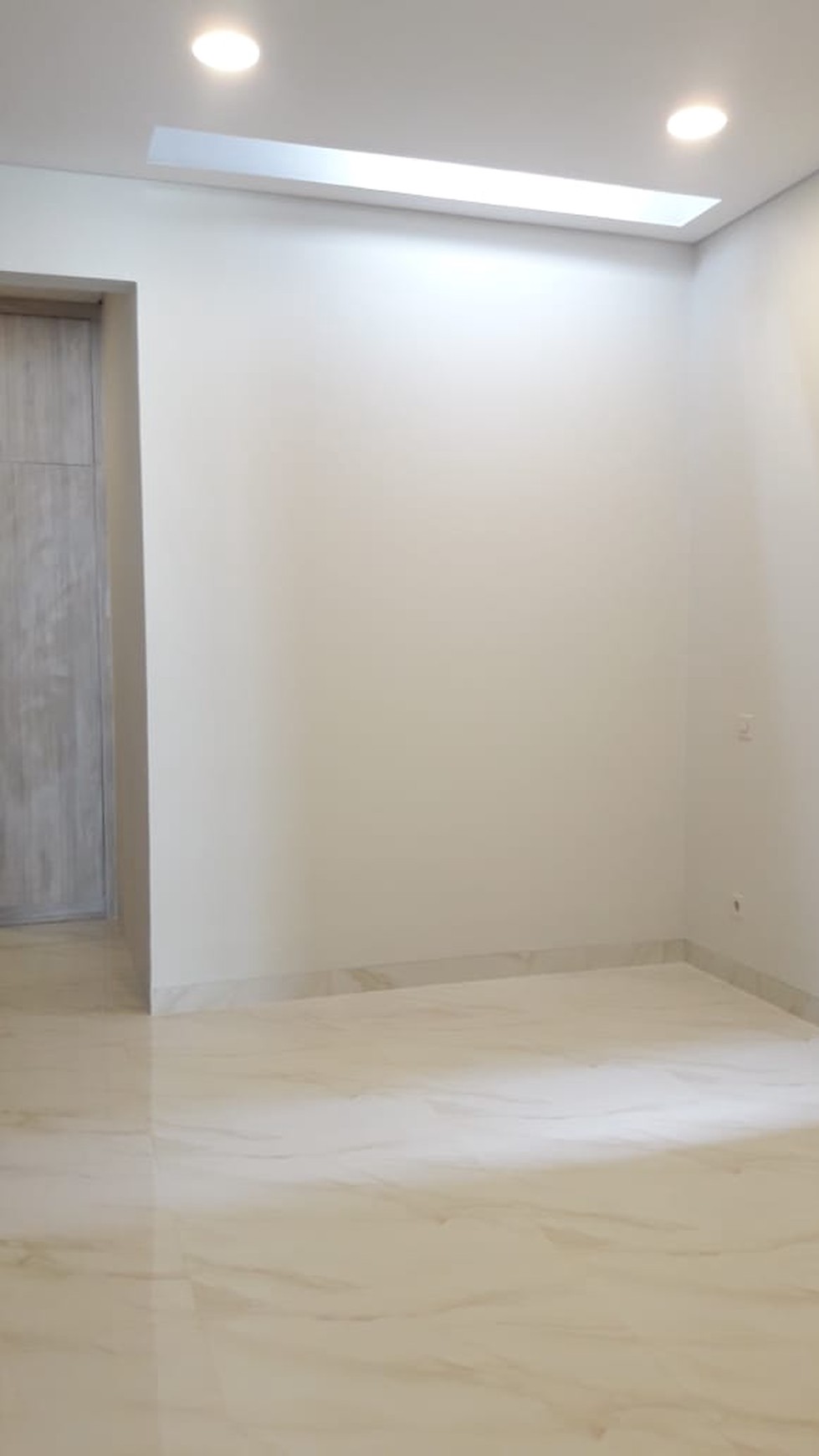 Rumah Baru  Diarea Bintaro Jaya Sektor 3, Dekat Akses Toll & Stasiun KA 