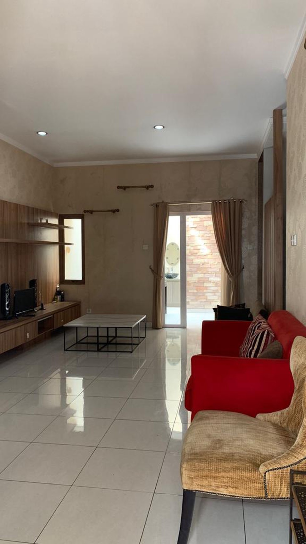 Rumah Keren Diarea Emerald Bintaro Akses 2 Gatte Toll JORR-Parigi