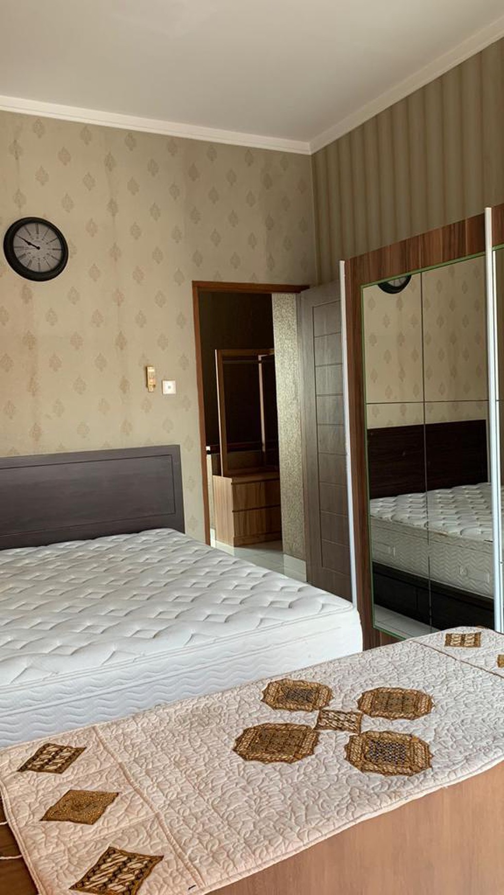 Rumah Keren Diarea Emerald Bintaro Akses 2 Gatte Toll JORR-Parigi