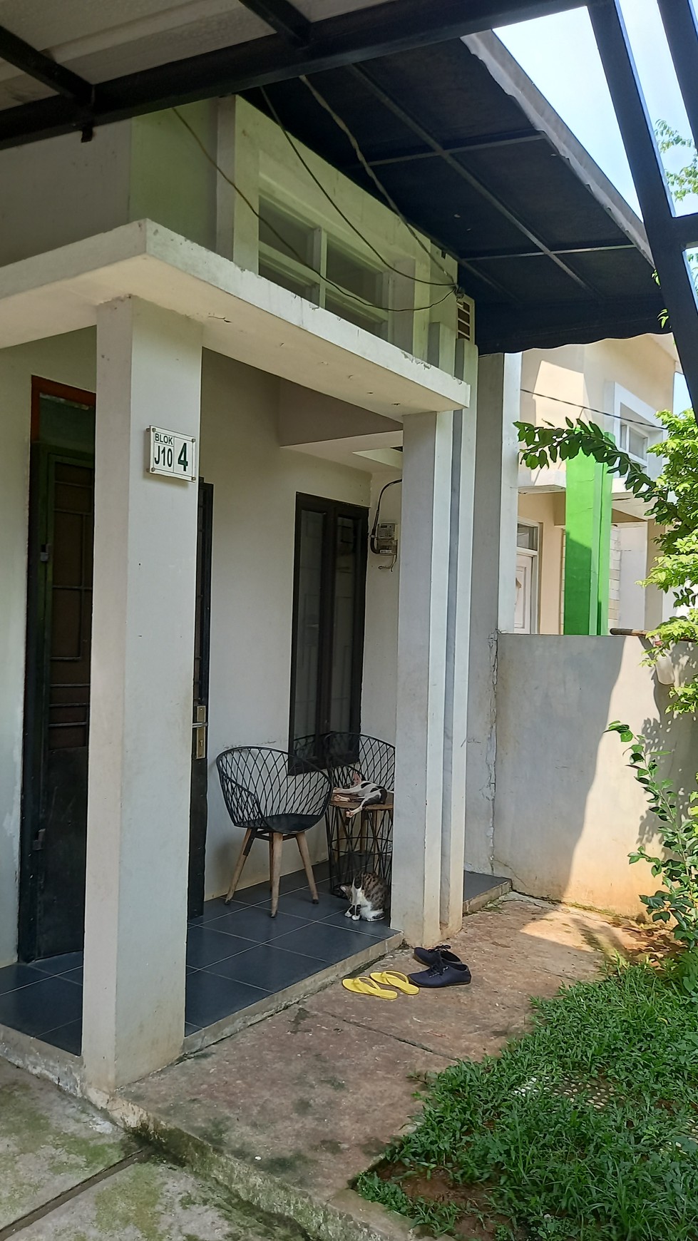 Dijual Rumah 2 lantai Furnished di Grand Mekarsari