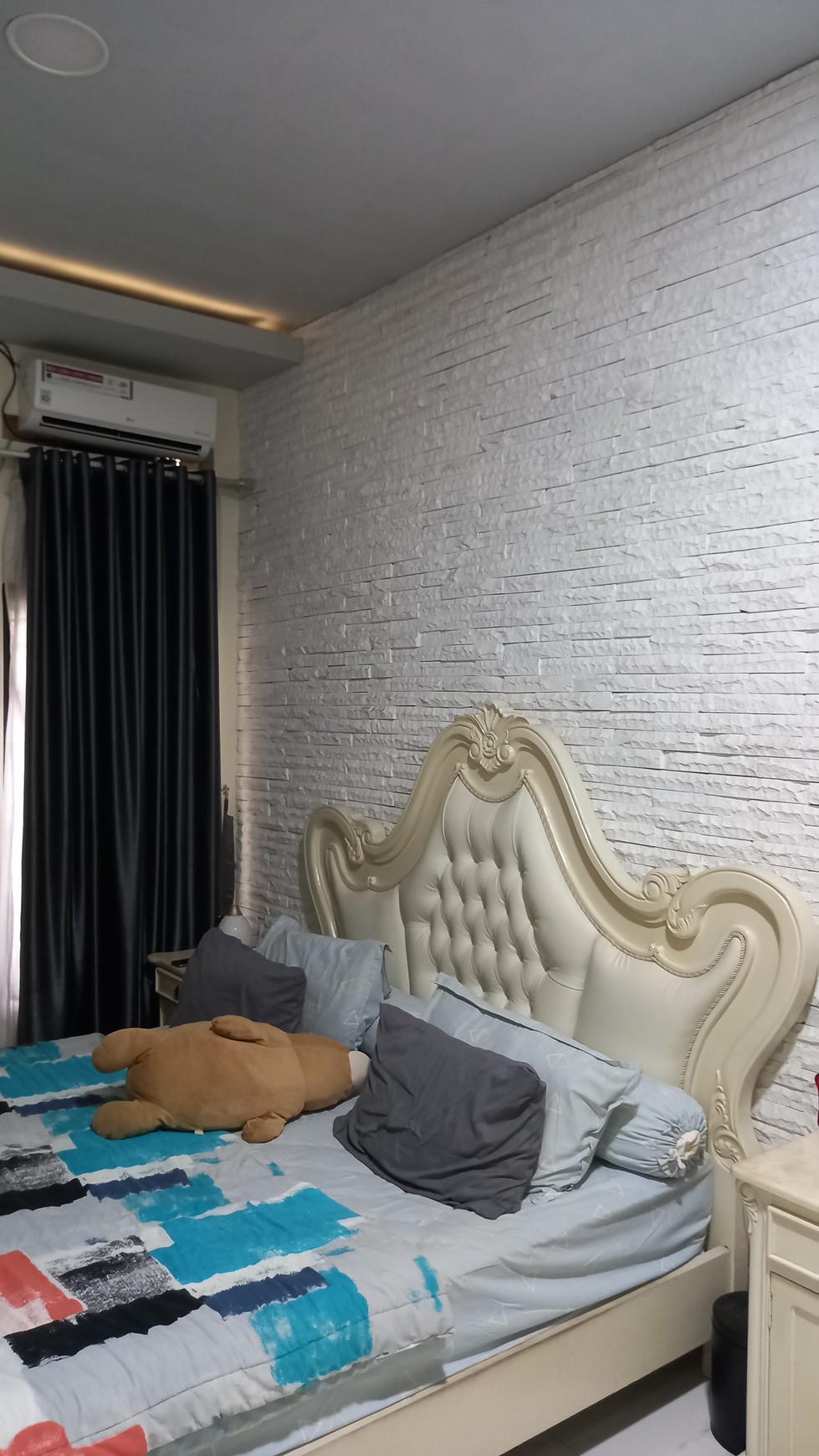 Dijual Rumah 2 lantai Furnished di Grand Mekarsari