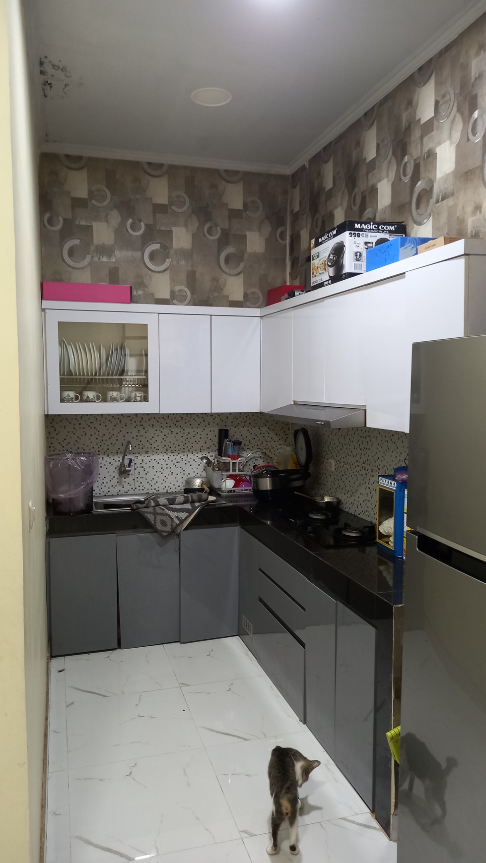 Dijual Rumah 2 lantai Furnished di Grand Mekarsari