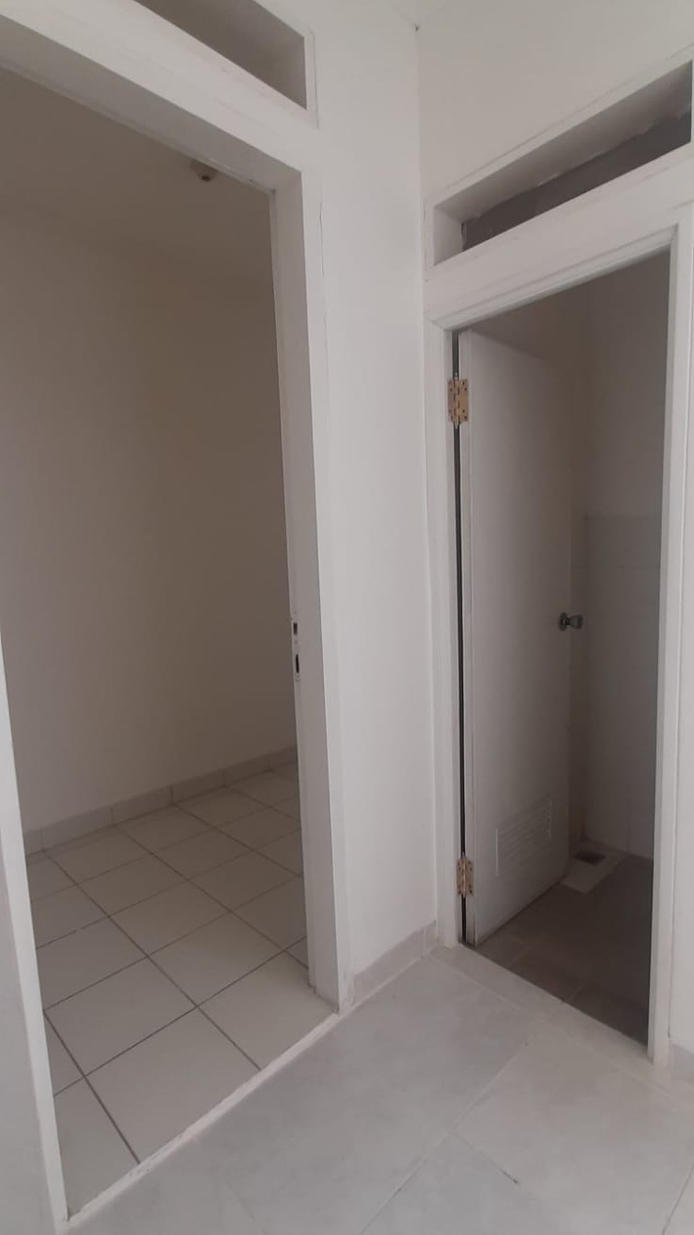 Rumah Manis Minimalis Diarea Cluster Emerald Bintaro Dekat Toll JORR