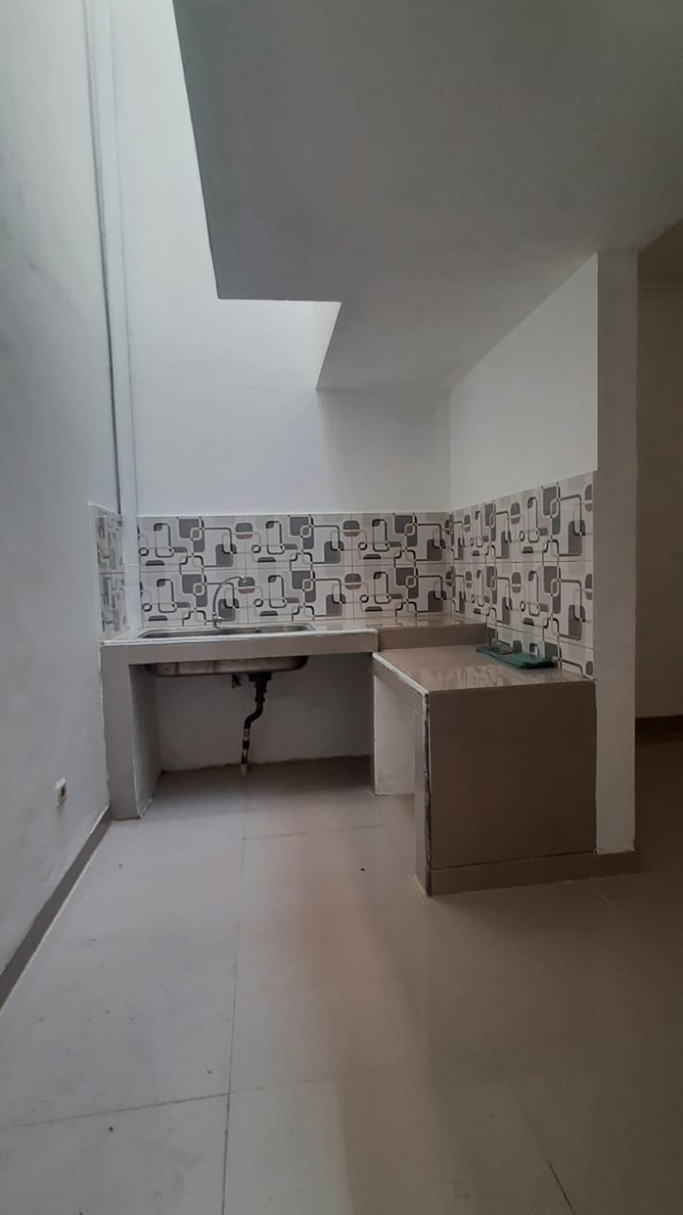 Rumah Manis Minimalis Diarea Cluster Emerald Bintaro Dekat Toll JORR