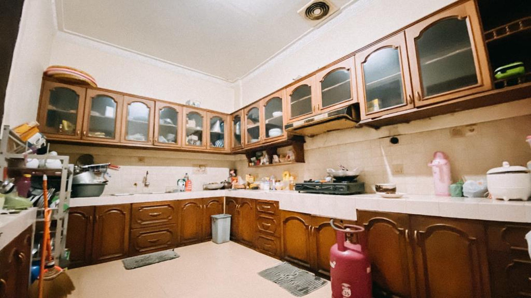 Rumah Bagus Siap Huni dan Asri di Jalan Birah, Kebayoran Baru, Jakarta Selatan